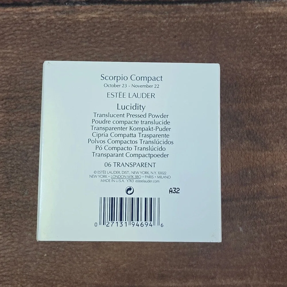 Estee Lauder Scorpio Zodiac Compact Women OS Gold Excellent Lucidity Powder